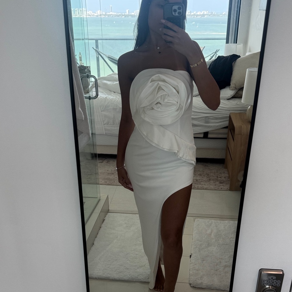 Fashion Nova White One-Shoulder Rose Appliqué Asymmetric Midi Dress